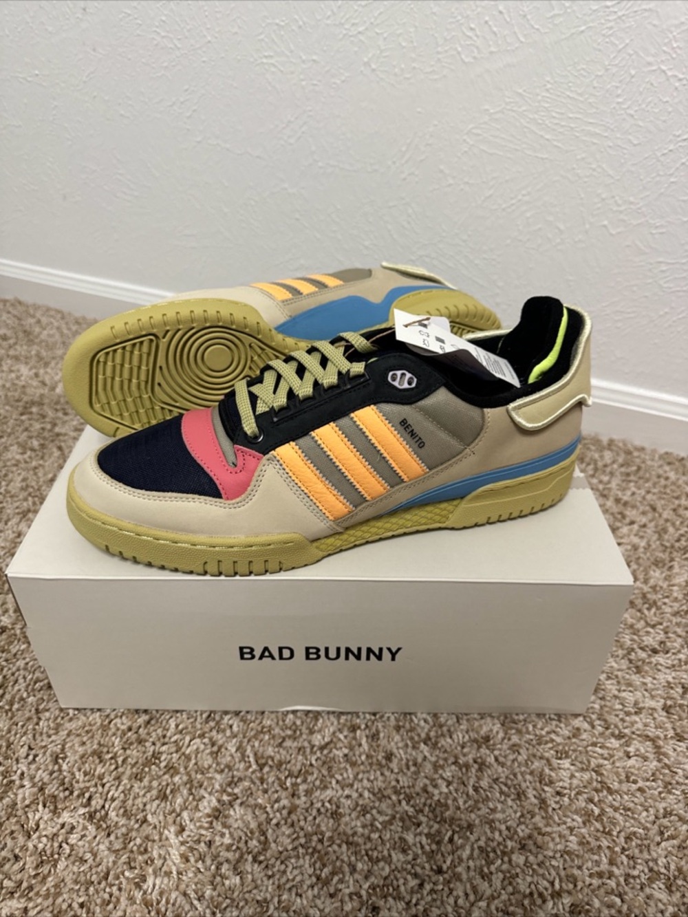 adidas Multicolor Low-Top Sneakers with Peach Stripes